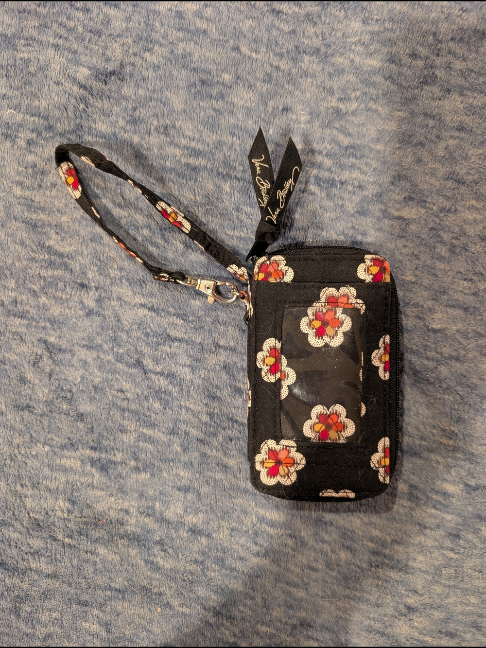 Vera Bradley Pirouette Black Quilted Floral Wristlet Wallet (Retired Pattern) - Picture 3 of 5